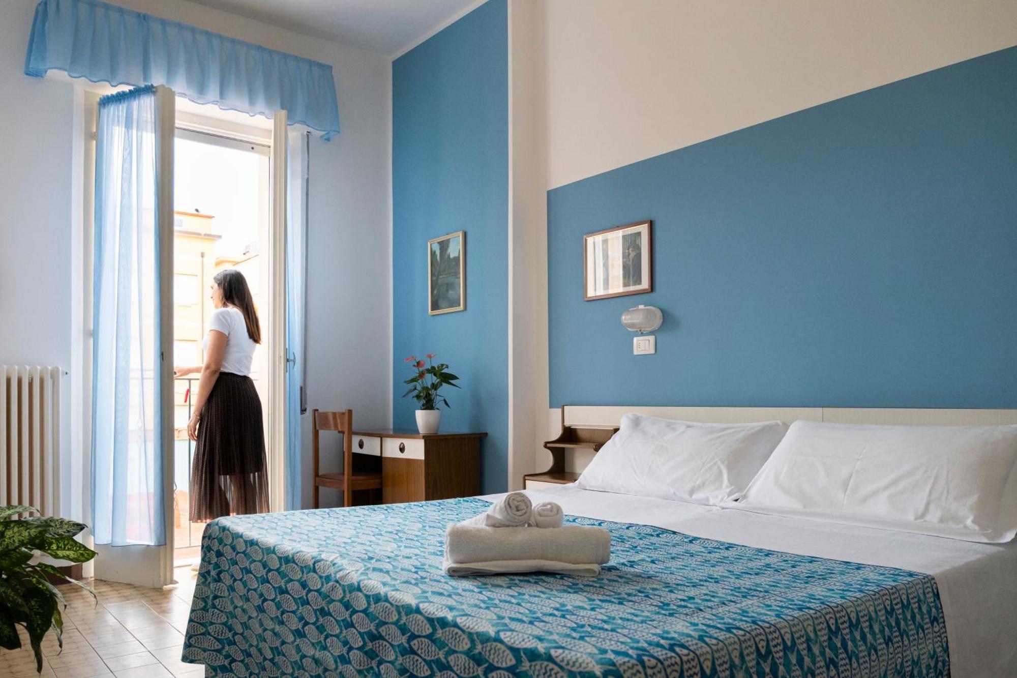 Cheri Hotel